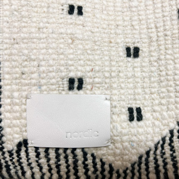 nordic ベニワレン シートラグ ドット ホワイト 40角 インテリア