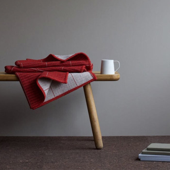 エレノア プリチャード ブランケット Akenfield レッド 140x160cm