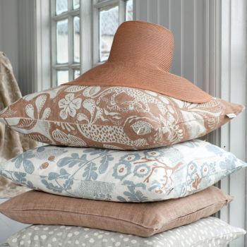 FANTASTICK 世界 バースデークッション FANTASTICK 世界 バースデークッション FANTASTICK 世界