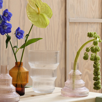 スウェーデン コスタボダ社 バーティルヴァリーン作 花瓶 花器